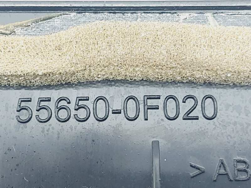 Recambio de rejilla aireadora para toyota verso active referencia OEM IAM 556500F020  