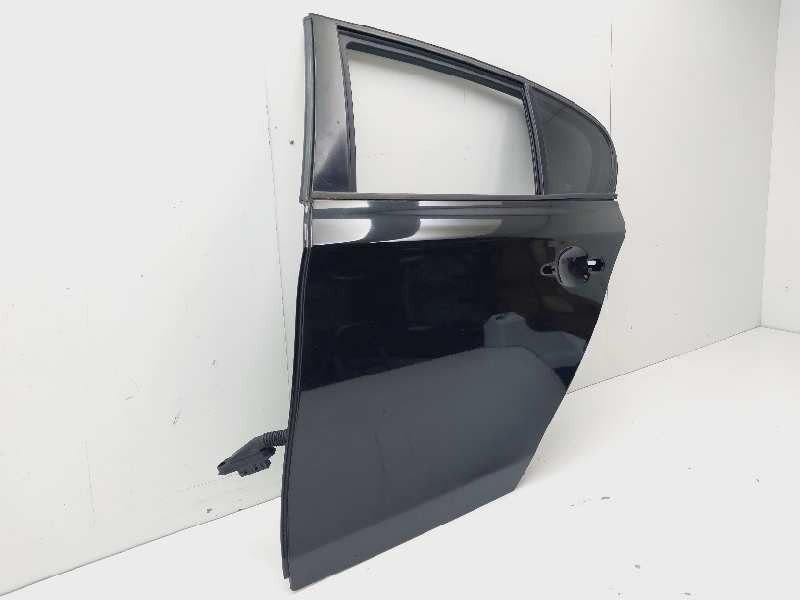 Recambio de puerta trasera izquierda para bmw serie 1 berlina (e81/e87) 118d referencia OEM IAM 41527191017  