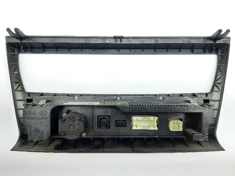 Recambio de mando climatizador para bmw x3 (e83) xdrive 20d referencia OEM IAM 64113443981  