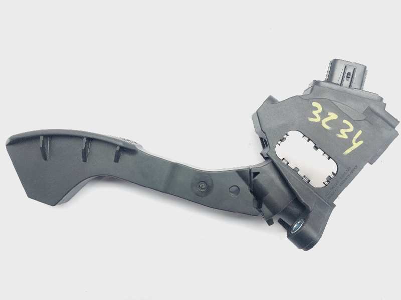 Recambio de potenciometro pedal para toyota verso active referencia OEM IAM 7811005040  