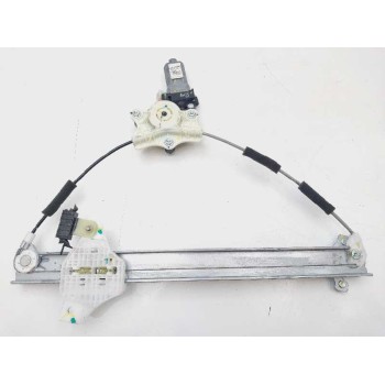 ELEVALUNAS DELANTERO DERECHO 82402C7010 