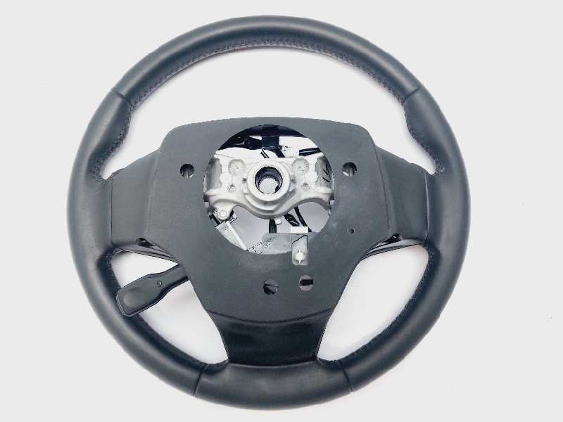 Recambio de volante para toyota verso active referencia OEM IAM 4510005A00T 4510005A00T 