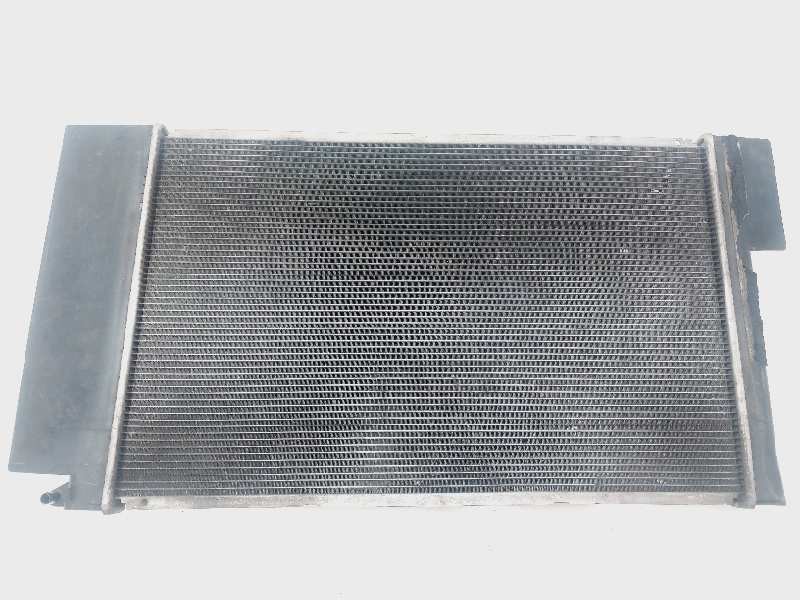 Recambio de radiador agua para toyota verso active referencia OEM IAM DT4221336512 164000D400 