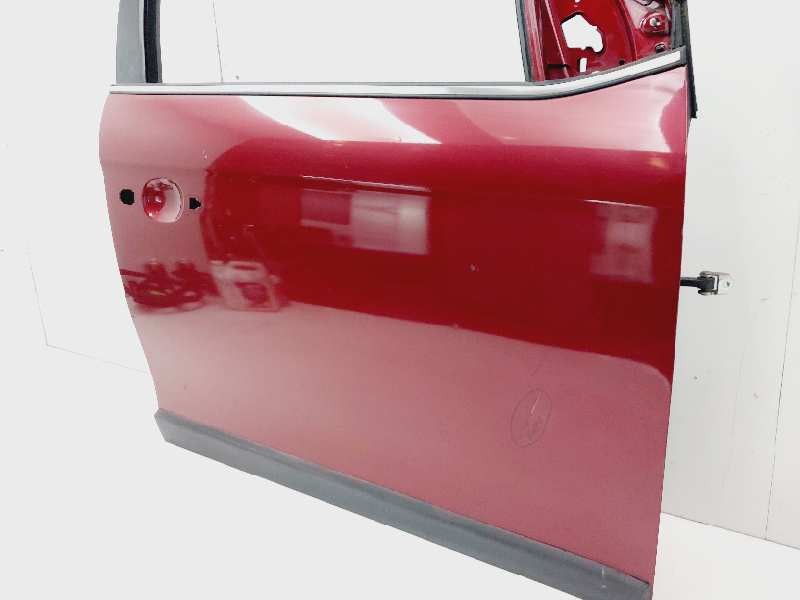 Recambio de puerta delantera derecha para lancia delta (181) oro referencia OEM IAM 51808840  