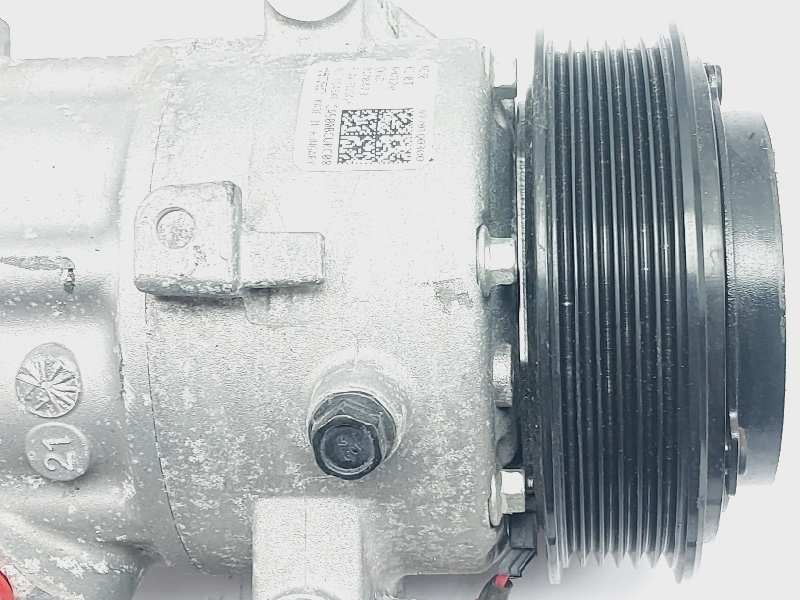 Recambio de compresor aire acondicionado para hyundai i20 klass referencia OEM IAM 97701Q0300  