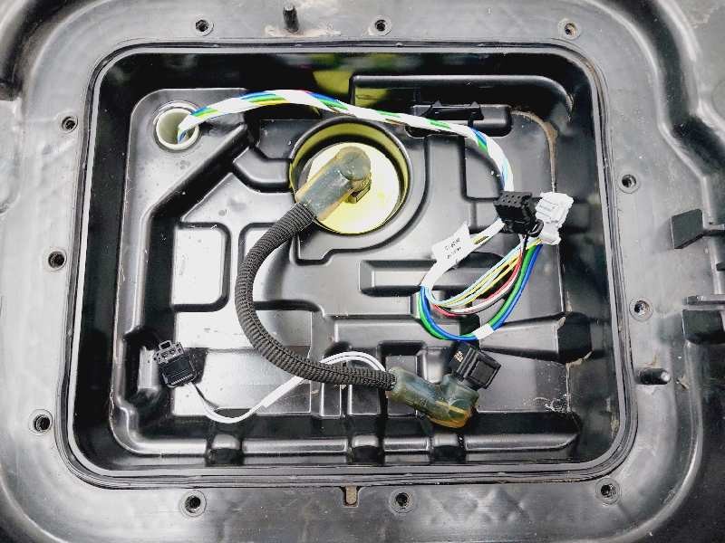 Recambio de deposito combustible para peugeot 2008 (--.2013) style referencia OEM IAM 9812924780  