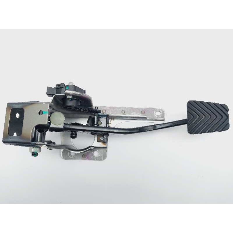 Recambio de pedal embrague para hyundai i20 klass referencia OEM IAM 32802Q0300  