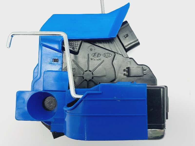 Recambio de cerradura puerta delantera derecha para hyundai i20 klass referencia OEM IAM 81320Q0010  