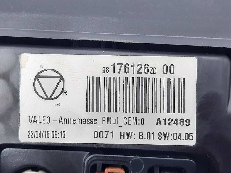 Recambio de pantalla multifuncion para citroën c4 cactus rip curl referencia OEM IAM 98176126ZD  