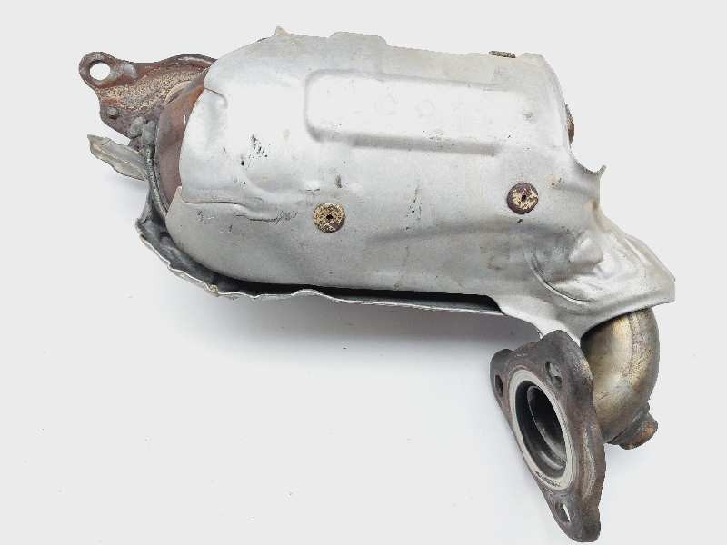 Recambio de catalizador para renault megane iv berlina 5p limited referencia OEM IAM H8201375291  