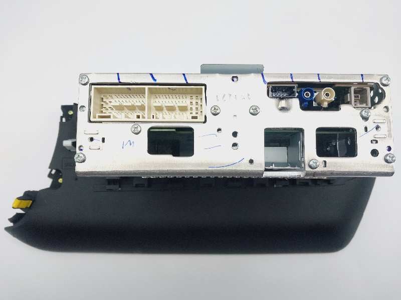 Recambio de sistema audio / cd para hyundai i20 klass referencia OEM IAM 96160Q0420NNB  