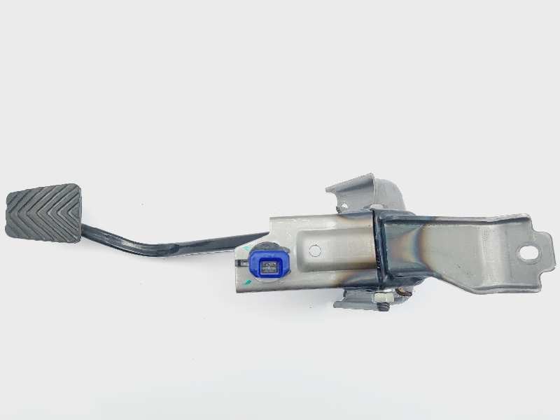 Recambio de pedal freno para hyundai i20 klass referencia OEM IAM 32800Q0100  