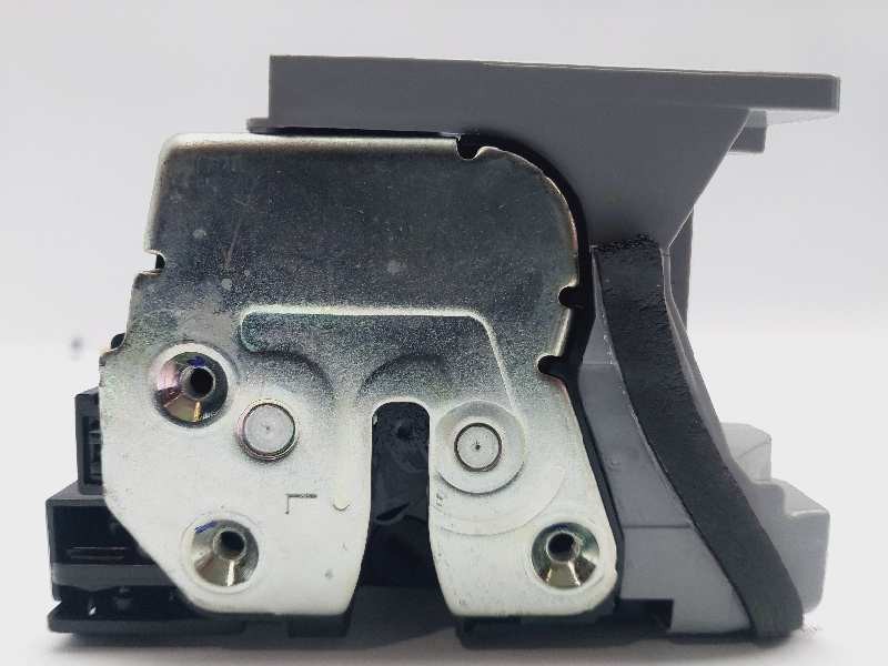 Recambio de cerradura puerta trasera izquierda para hyundai i20 klass referencia OEM IAM 81410Q0000  