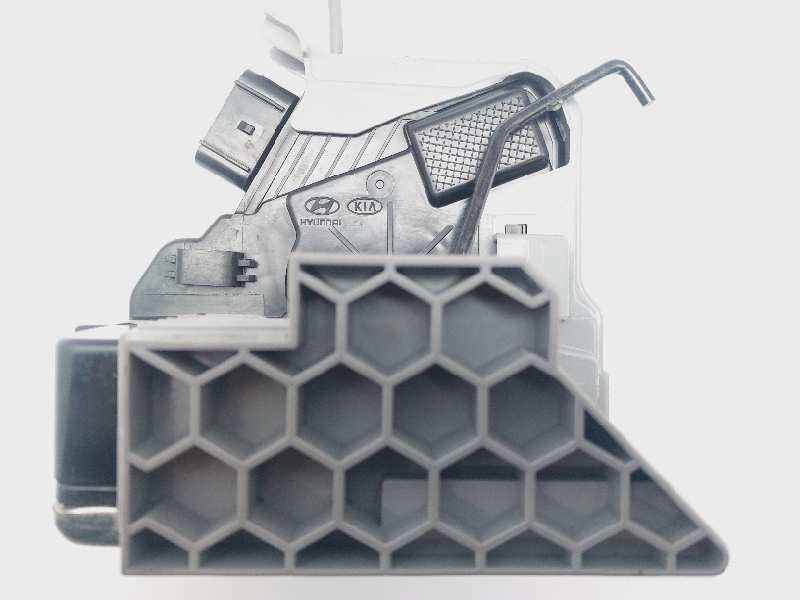 Recambio de cerradura puerta trasera izquierda para hyundai i20 klass referencia OEM IAM 81410Q0000  