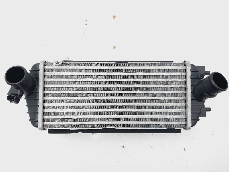 Recambio de intercooler para kia carens ( ) x-tech referencia OEM IAM 282702A480  