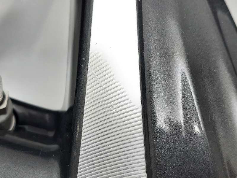 Recambio de llanta para lexus ct 200h white edition referencia OEM IAM 0052202013  