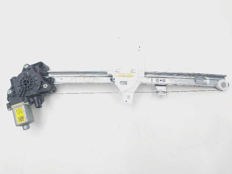Recambio de elevalunas delantero derecho para hyundai i20 klass referencia OEM IAM 82402Q0010  