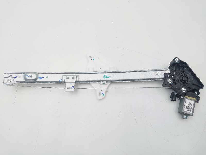 Recambio de elevalunas delantero derecho para hyundai i20 klass referencia OEM IAM 82402Q0010  