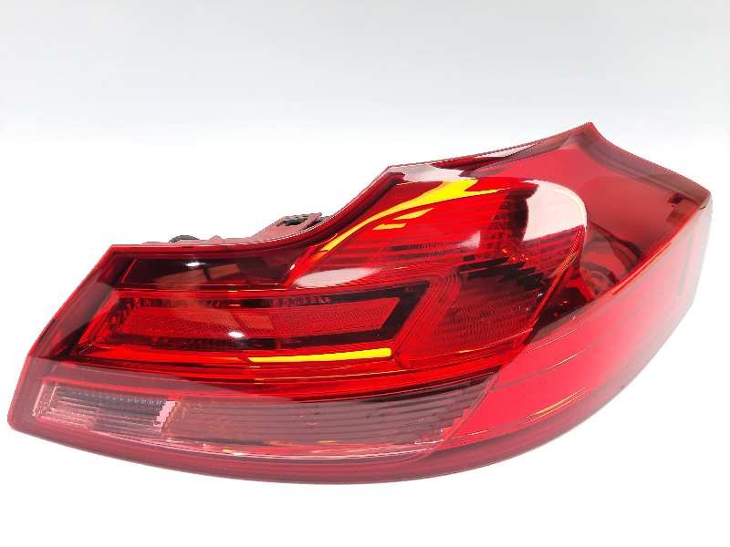 Recambio de piloto trasero derecho para opel insignia sports tourer edition referencia OEM IAM 13226857  