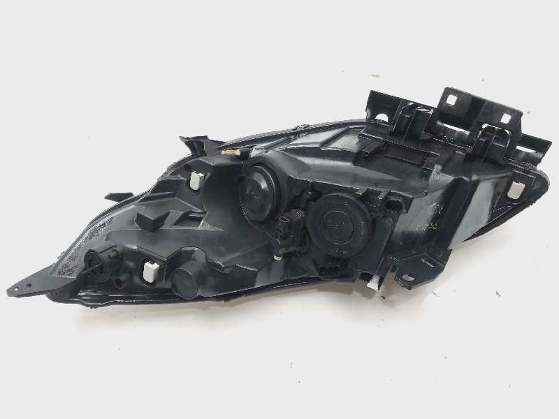 Recambio de faro derecho para renault scenic iii expression referencia OEM IAM 085511177R 260107192R 