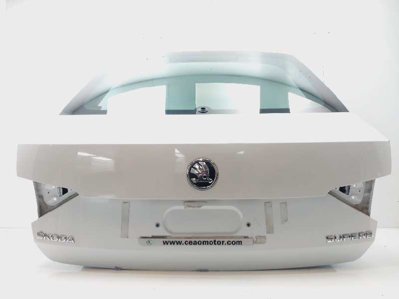 Recambio de porton trasero para skoda superb (3v3) style referencia OEM IAM 3V5827023D  