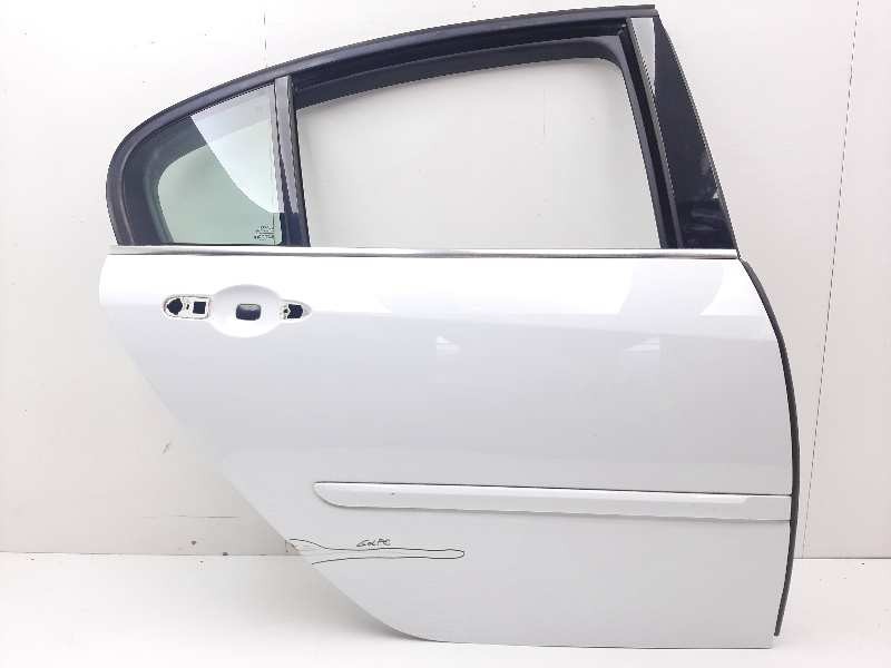 Recambio de puerta trasera derecha para renault laguna iii referencia OEM IAM   