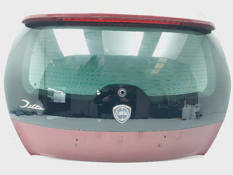 Recambio de porton trasero para lancia delta (181) oro referencia OEM IAM 51808825  
