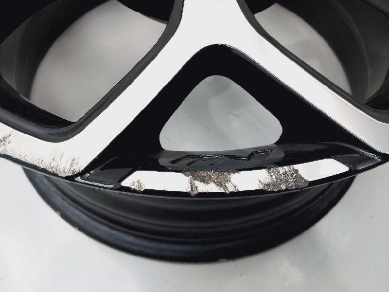 Recambio de llanta para hyundai i20 klass referencia OEM IAM 52910S0000  