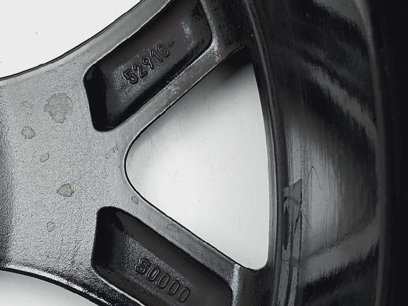 Recambio de llanta para hyundai i20 klass referencia OEM IAM 52910S0000  