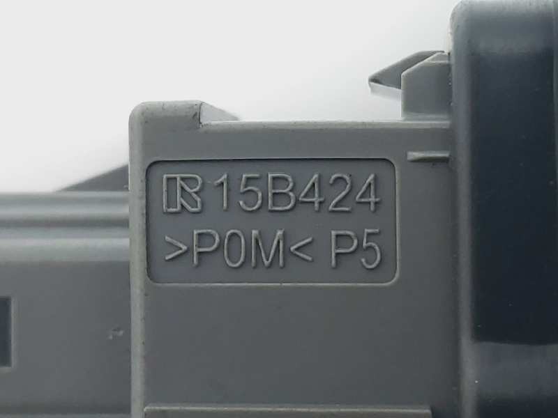 Recambio de warning para toyota aygo x-cite referencia OEM IAM 15B424  