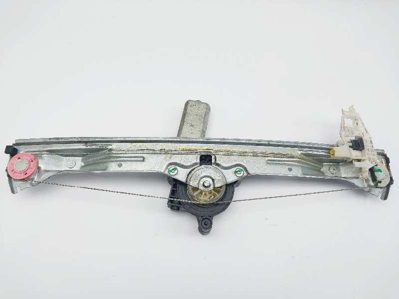 Recambio de elevalunas trasero derecho para lancia delta (181) oro referencia OEM IAM 72005003  