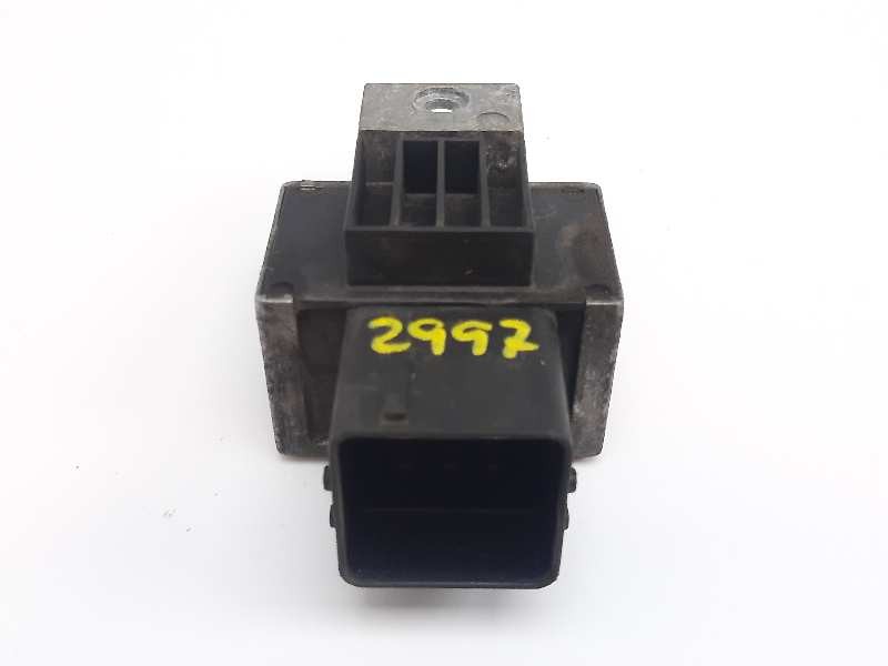 Recambio de caja precalentamiento para renault clio iii expression referencia OEM IAM 8200859243  