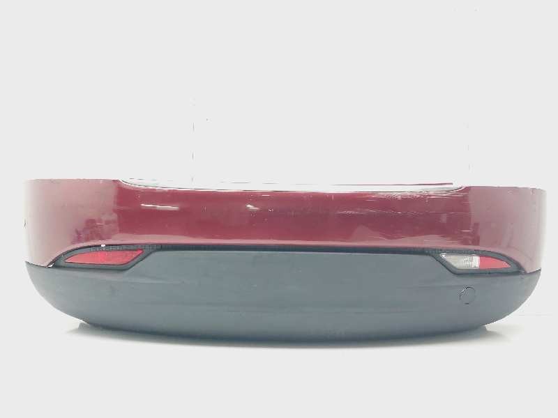 Recambio de paragolpes trasero para lancia delta (181) oro referencia OEM IAM 735482577 735474564 