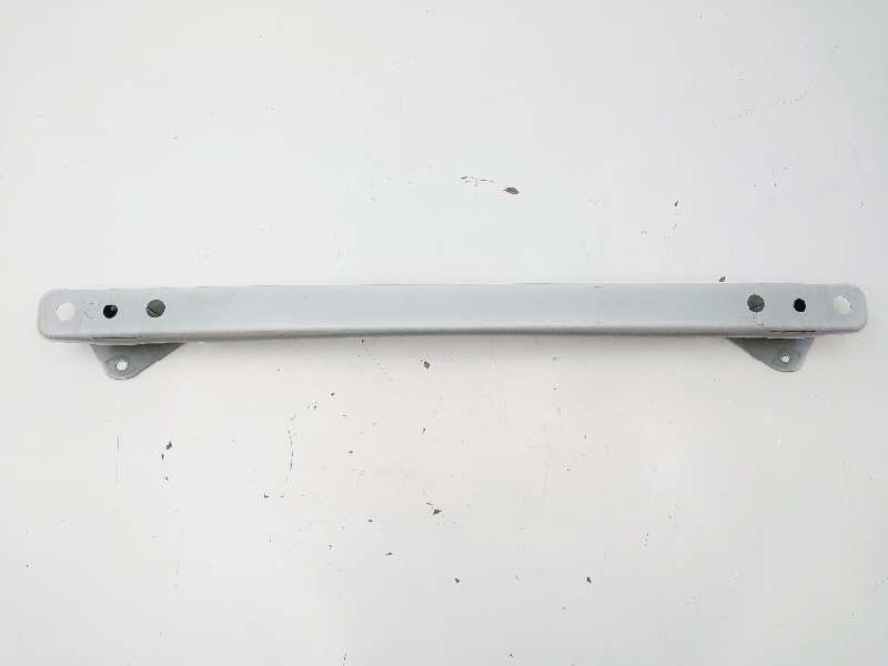 Recambio de refuerzo paragolpes trasero para toyota aygo x-cite referencia OEM IAM 521870H020  