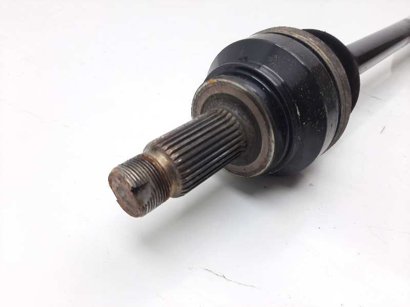 Recambio de transmision trasera derecha para bmw serie 5 lim. (f10) 525d referencia OEM IAM 7581022 7581022AL01 