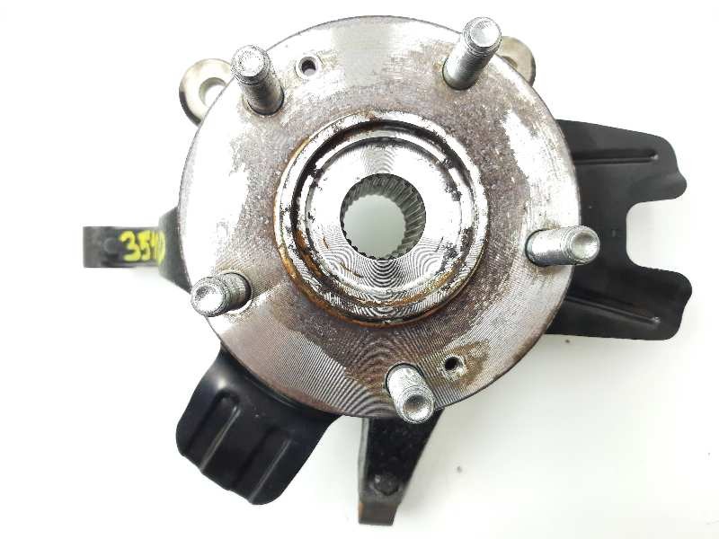 Recambio de mangueta delantera derecha para kia carens ( ) drive referencia OEM IAM 51716A4500  