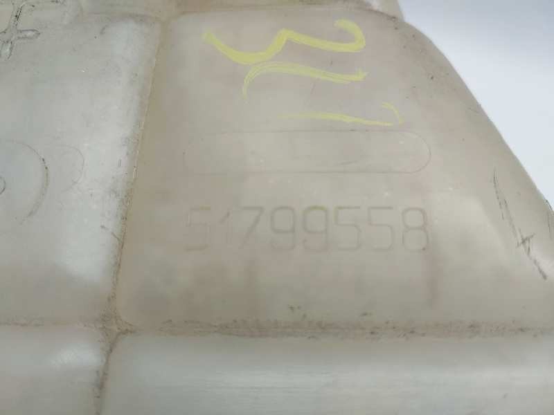 Recambio de deposito expansion para lancia delta (181) oro referencia OEM IAM 51799558  