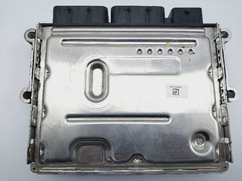 Recambio de centralita motor uce para renault trafic 2.0 dci referencia OEM IAM 237104330S 0281036122 