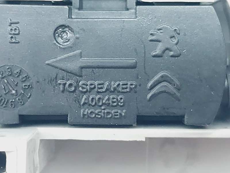 Recambio de luz interior para toyota aygo x-cite referencia OEM IAM 812600H010 812600H020 A004B9