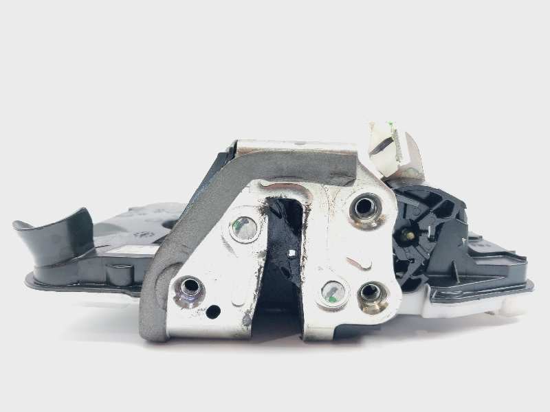 Recambio de cerradura puerta delantera derecha para toyota aygo x-cite referencia OEM IAM 6903002520  