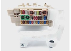 Recambio de caja reles / fusibles para toyota aygo x-cite referencia OEM IAM 827300H030A  