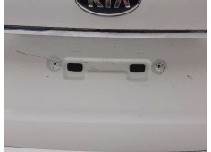 Recambio de porton trasero para kia carens ( ) drive referencia OEM IAM    2