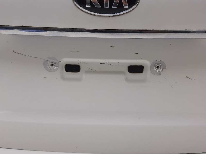 Recambio de porton trasero para kia carens ( ) drive referencia OEM IAM   