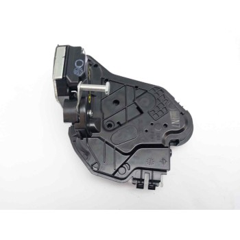 CERRADURA PUERTA TRASERA DERECHA B000950580 