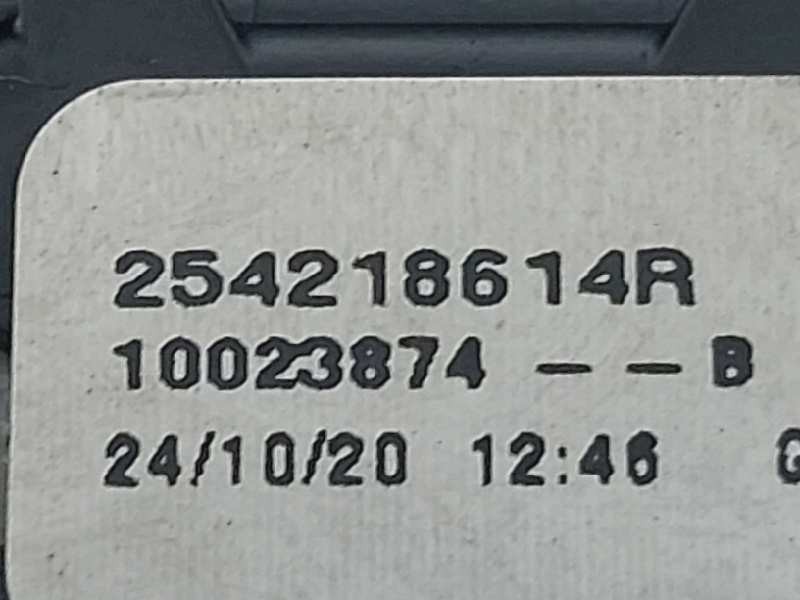 Recambio de mando elevalunas delantero derecho para renault trafic 2.0 dci referencia OEM IAM 254218614R  