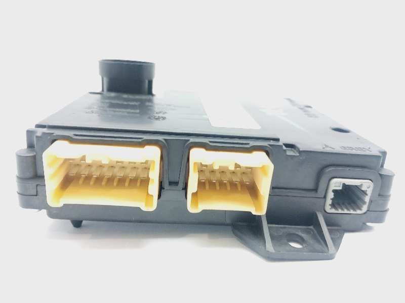Recambio de modulo electronico para renault trafic 2.0 dci referencia OEM IAM 243751642R 93460557 