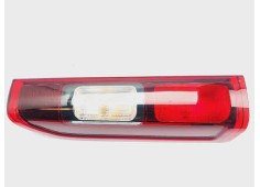 Recambio de piloto trasero izquierdo para renault trafic 2.0 dci referencia OEM IAM 265556737R  