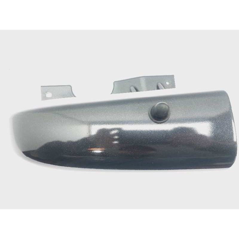 Recambio de moldura para renault trafic 2.0 dci referencia OEM IAM 903903248R  