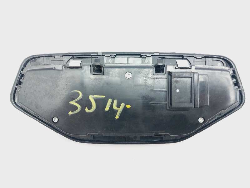 Recambio de luz interior para bmw serie 1 lim. (f40) 118d referencia OEM IAM 989113905  