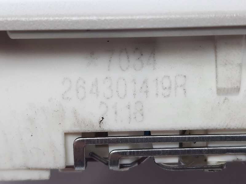 Recambio de luz interior para renault clio iv limited referencia OEM IAM 264301419R  